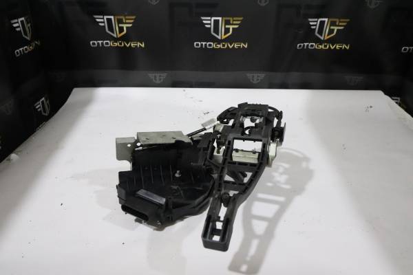 FORD CUSTOM 310 L TREND ÇIKMA PARÇA TRANSİT V363 ÖN SAĞ KAPI KİLİDİ